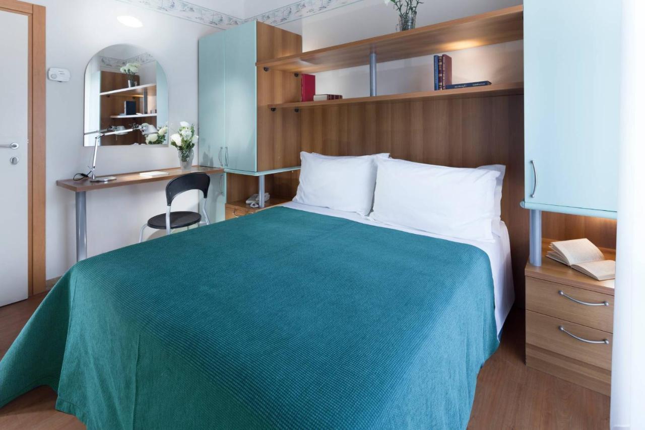 Hotel Sampaoli เบลลาเรีย-อีเจอา มารีนา ภายนอก รูปภาพ