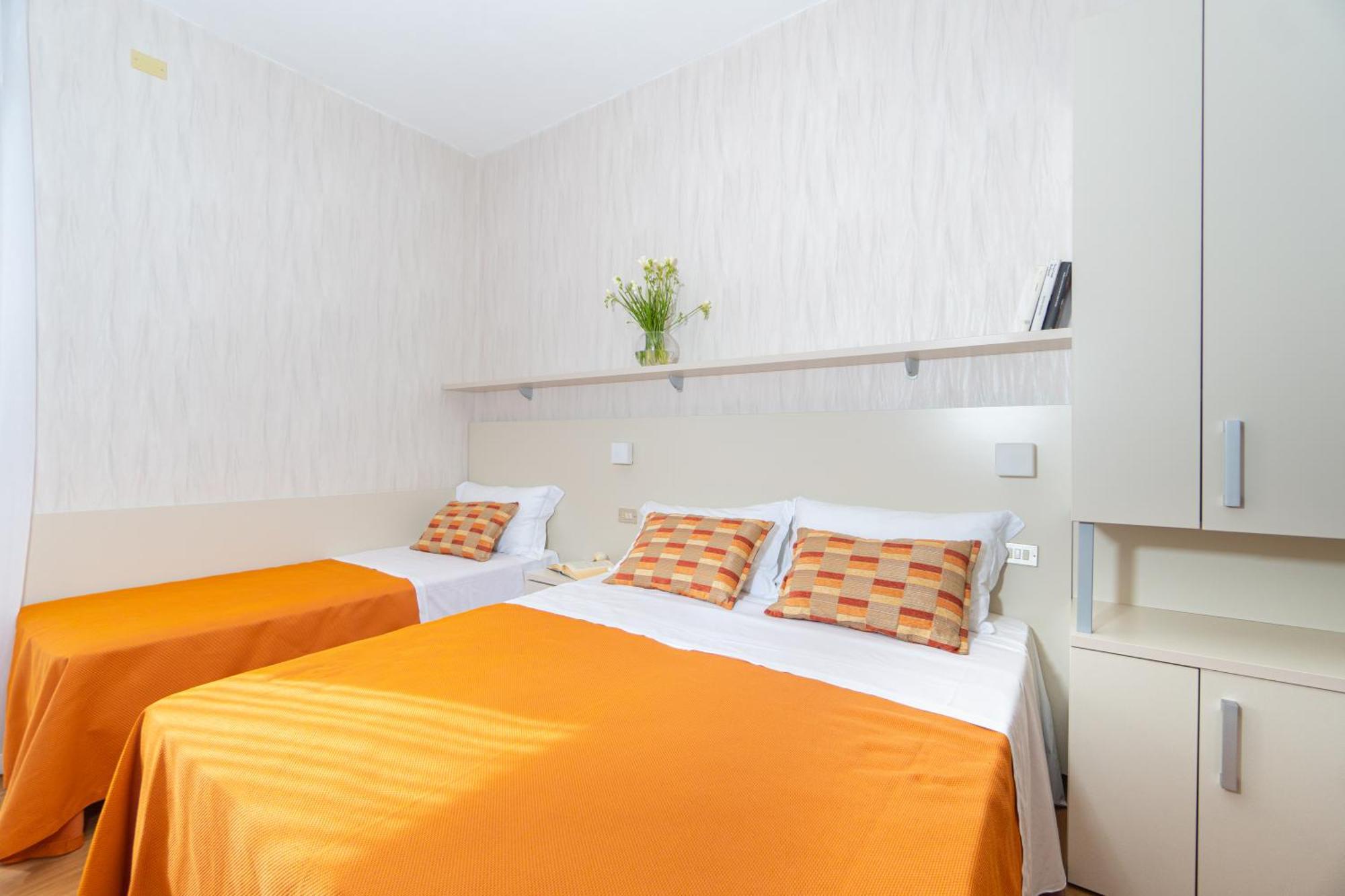 Hotel Sampaoli เบลลาเรีย-อีเจอา มารีนา ภายนอก รูปภาพ