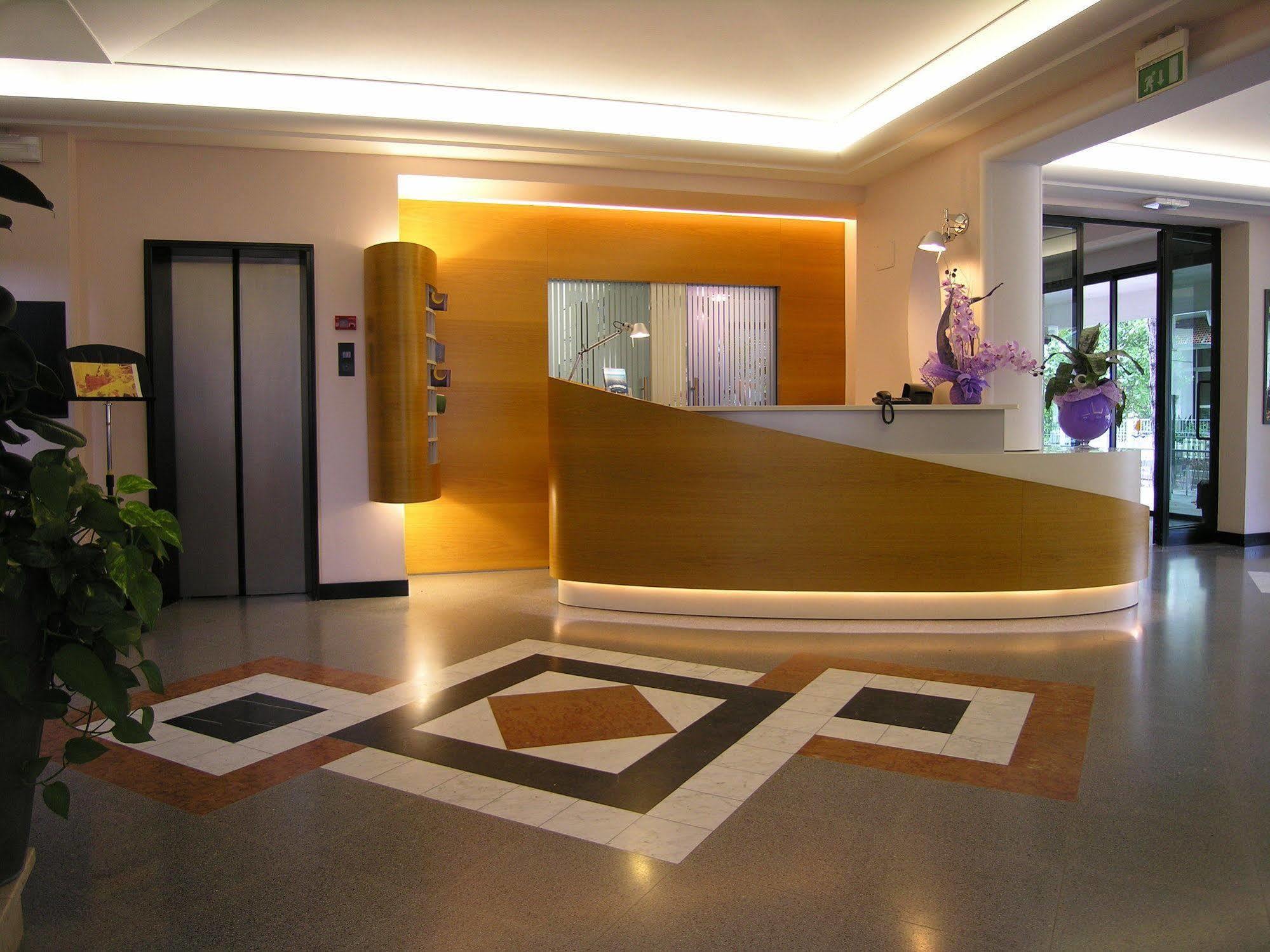 Hotel Sampaoli เบลลาเรีย-อีเจอา มารีนา ภายนอก รูปภาพ