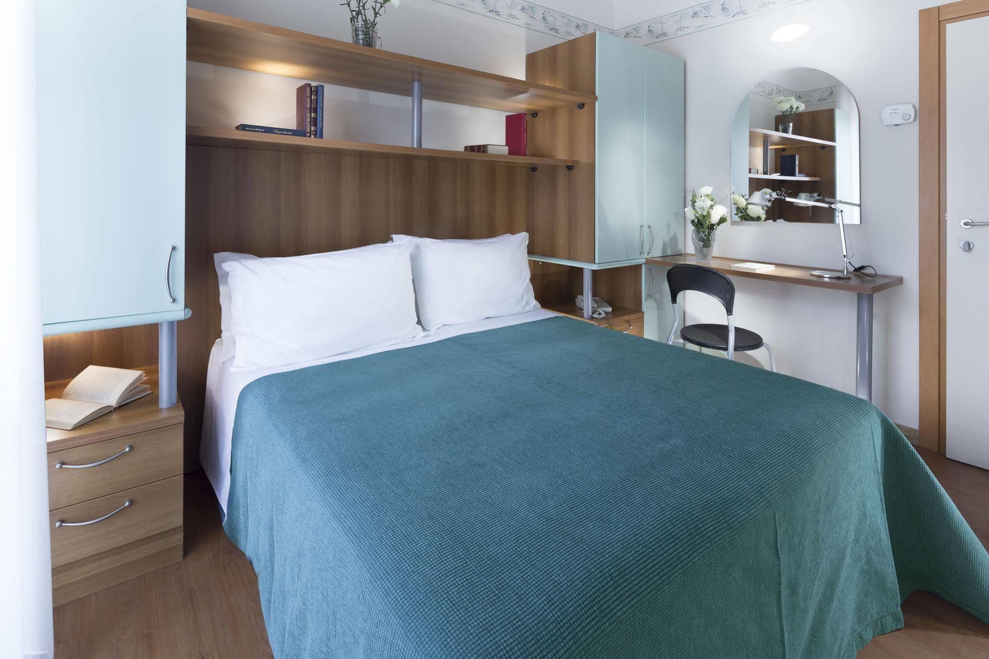 Hotel Sampaoli เบลลาเรีย-อีเจอา มารีนา ภายนอก รูปภาพ